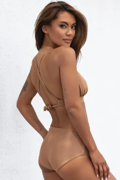 Cubro Nude