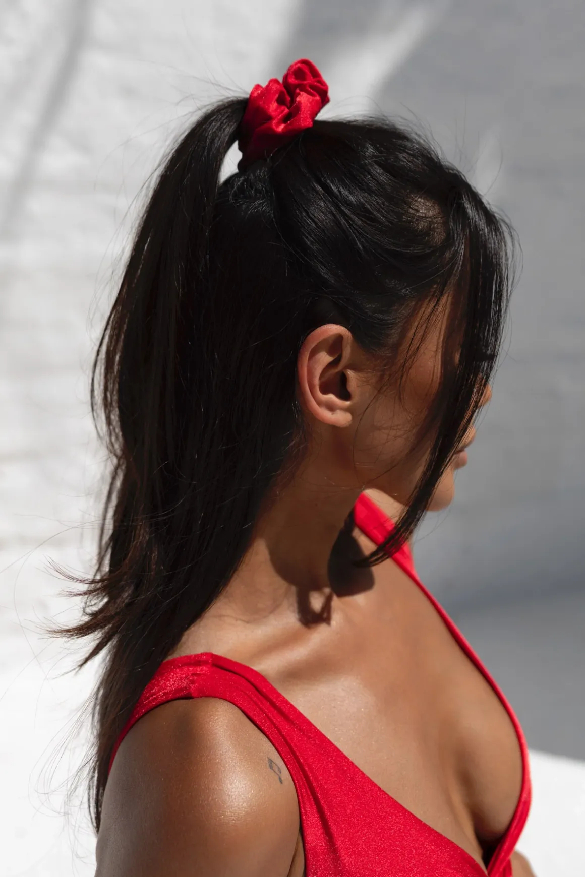Gumka do włosów scrunchie czerwony Scarlet