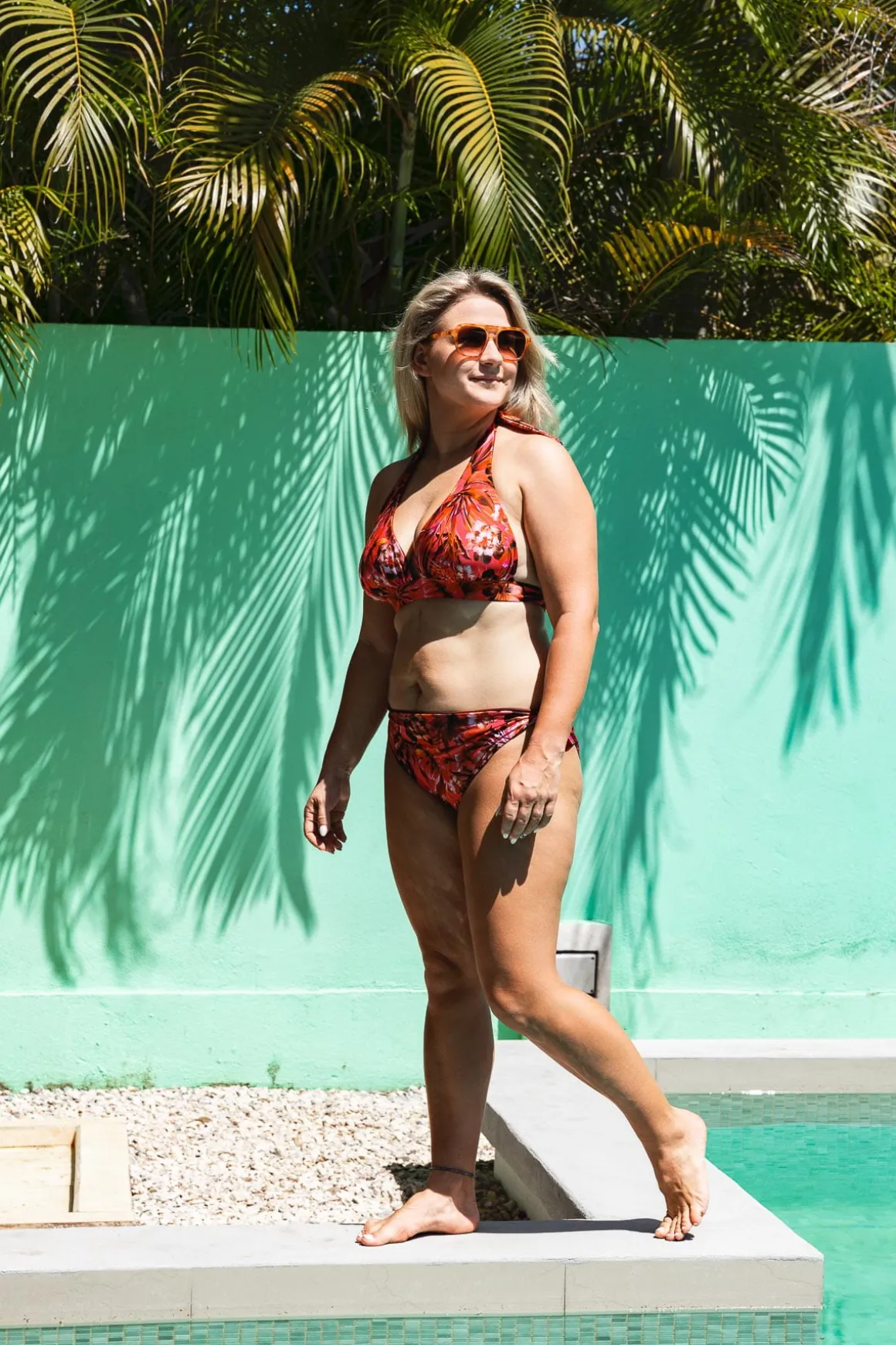 Linda Flora