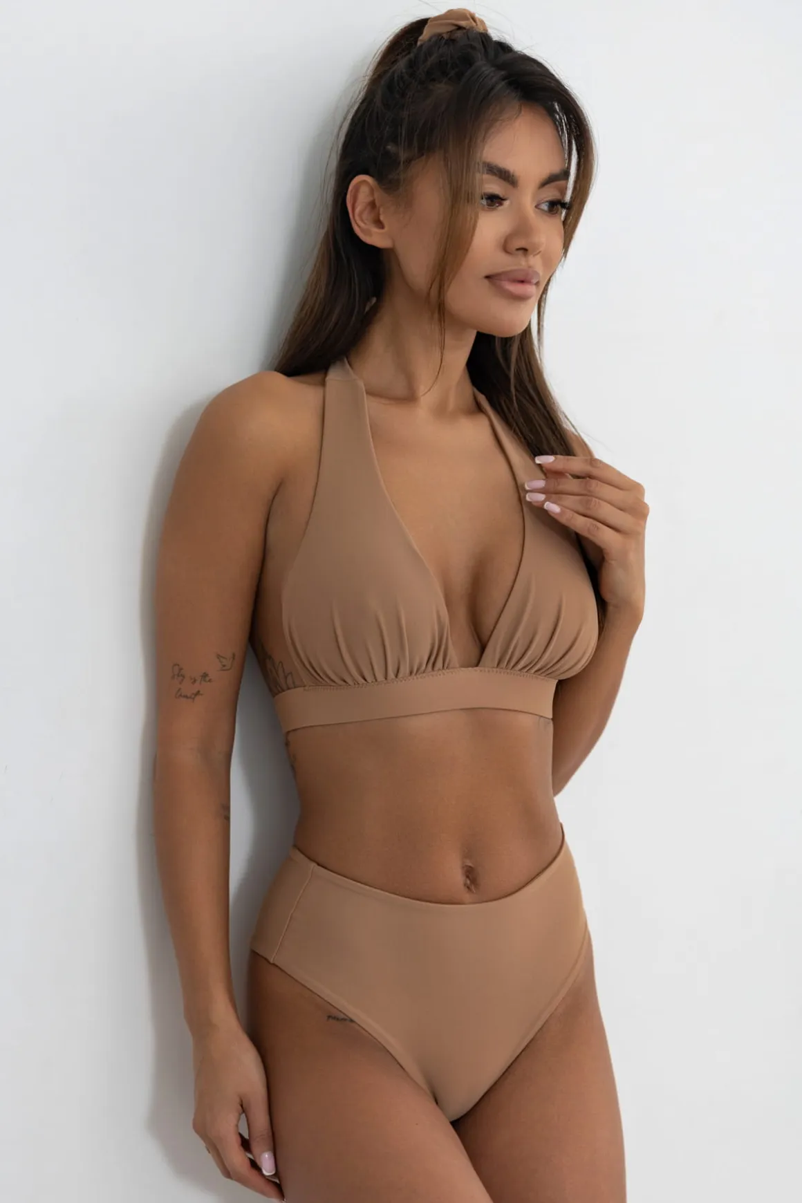 Linda Nude