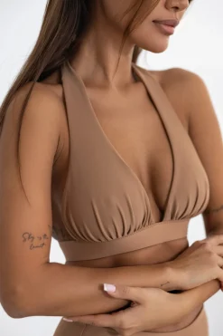 Linda Nude