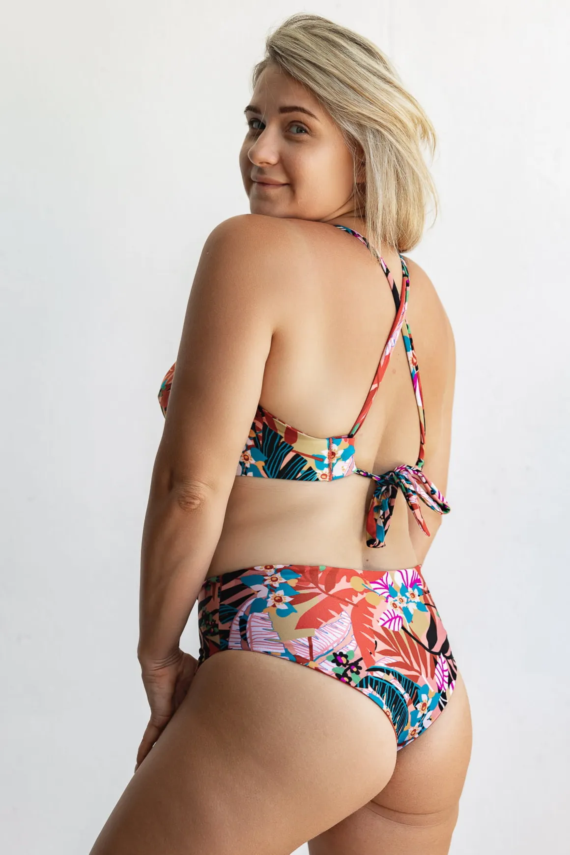 Linki Tropico