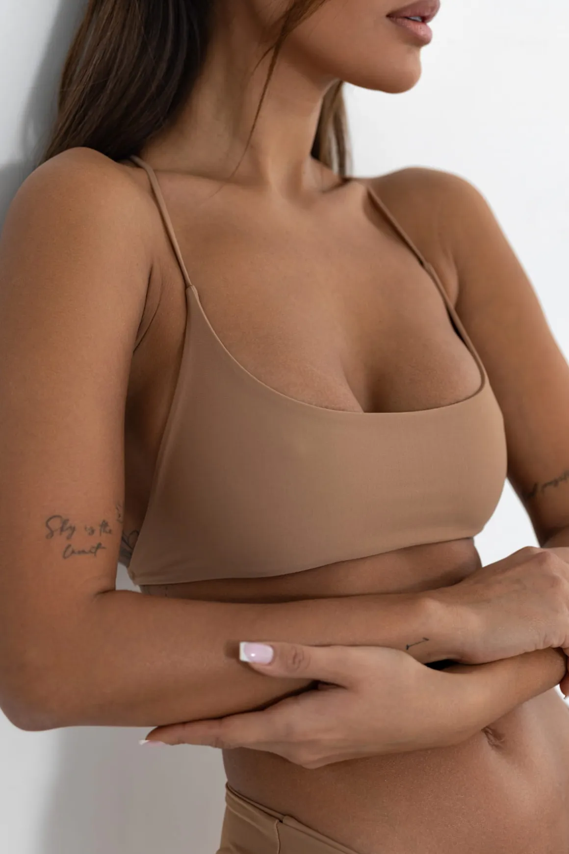 Minimal Nude